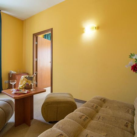 Atlant Hotel Saints Constantine and Helena Номер фото