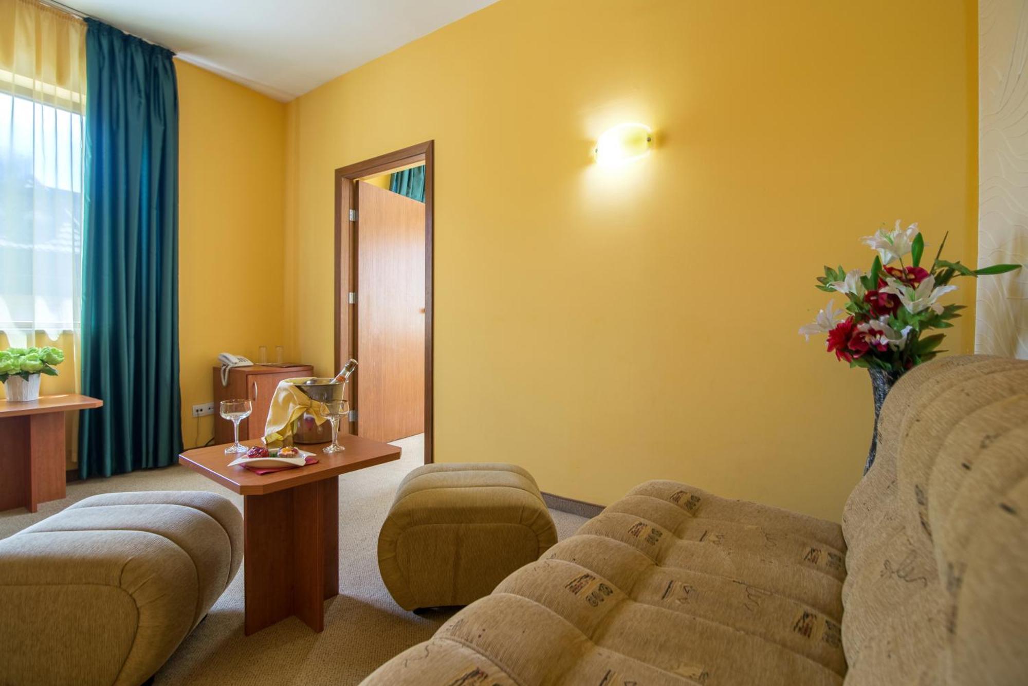 Atlant Hotel Saints Constantine and Helena Номер фото