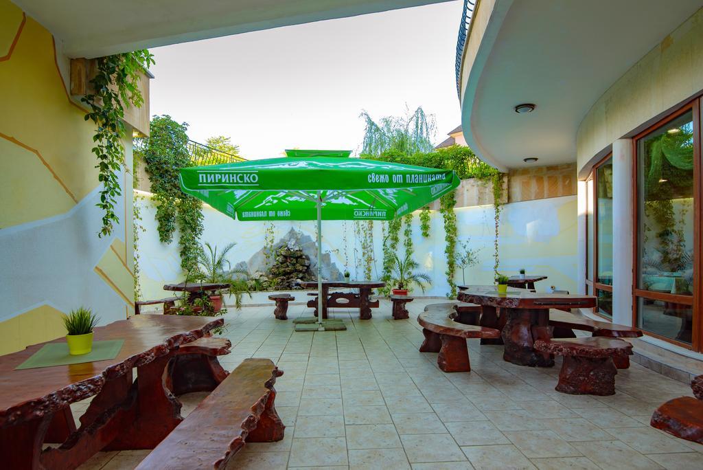 Atlant Hotel Saints Constantine and Helena Екстер'єр фото