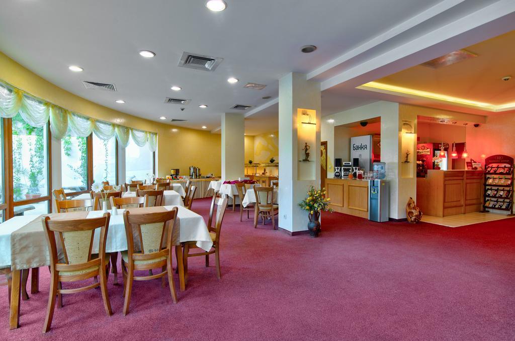 Atlant Hotel Saints Constantine and Helena Екстер'єр фото