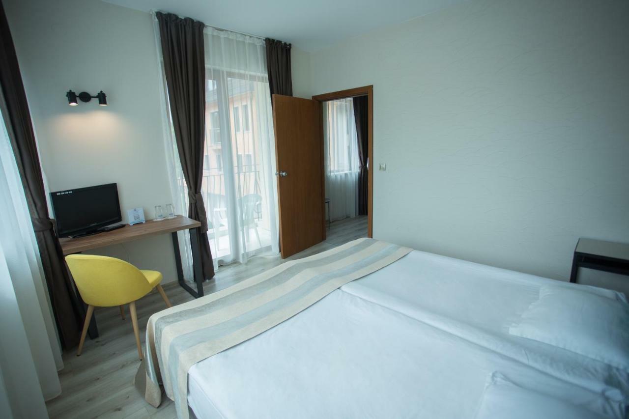 Atlant Hotel Saints Constantine and Helena Екстер'єр фото