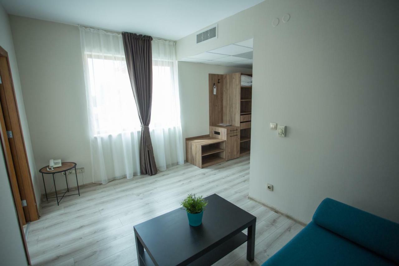 Atlant Hotel Saints Constantine and Helena Екстер'єр фото